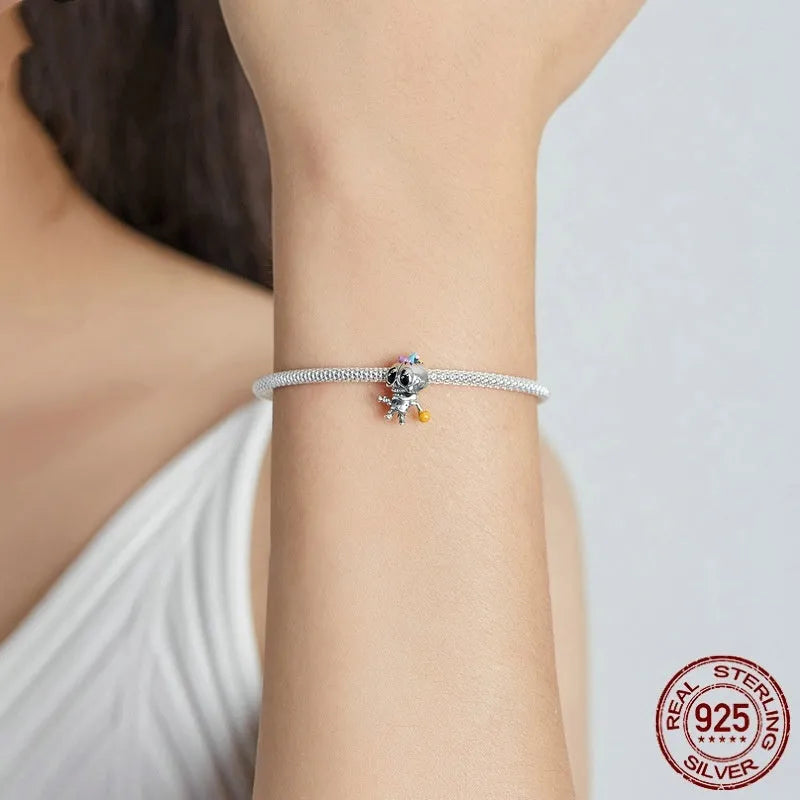 Close-up of a 925 silver Halloween skull bead with 0.45cm aperture on a white background
