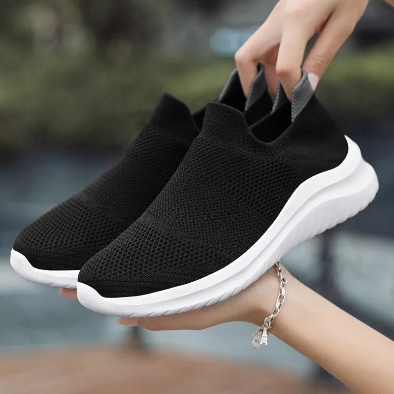 Men's breathable mesh running shoes with round toe and lightweight MD sole in multiple colour options