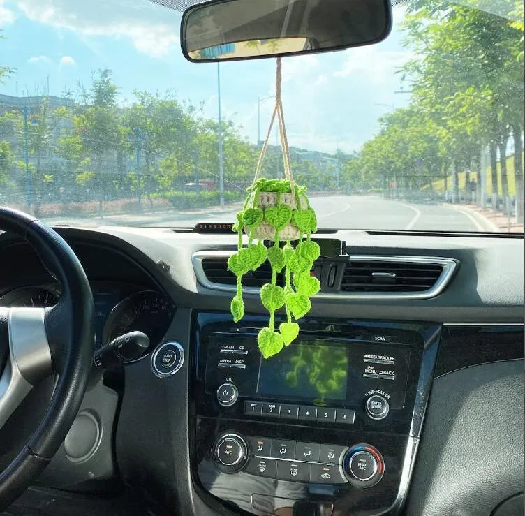 Creative rearview mirror pendant for cars in simple style with multiple colour options