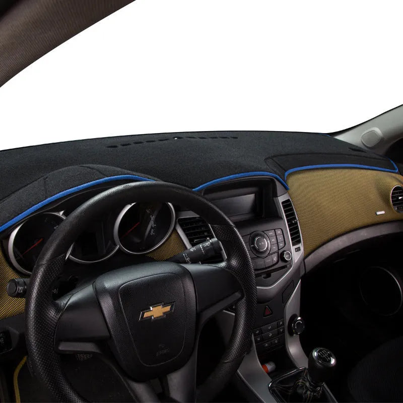 Silicone dashboard light-proof pad for old Prado vehicles with non-slip surface