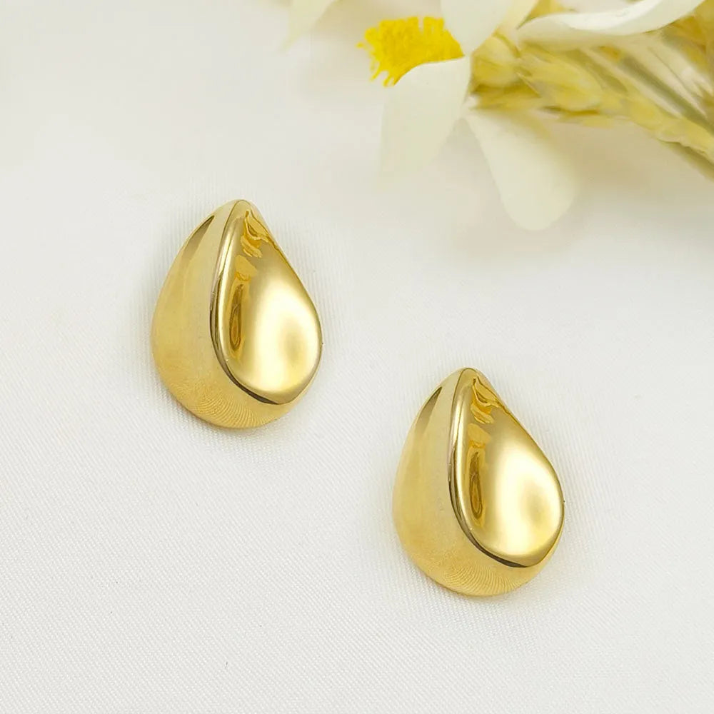 Pair of alloy ear studs with cold wind pleated design and geometric water droplet shape in electroplated finish
