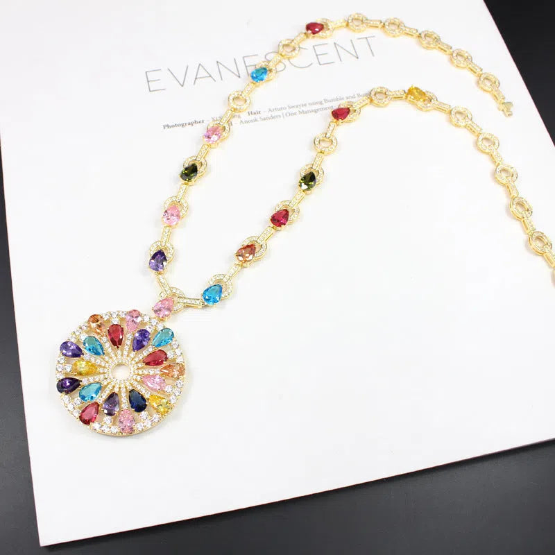 Geometric Yajin necklace with inlaid zircon pendant, bamboo link chain, adjustable 21-50cm, photo colour
