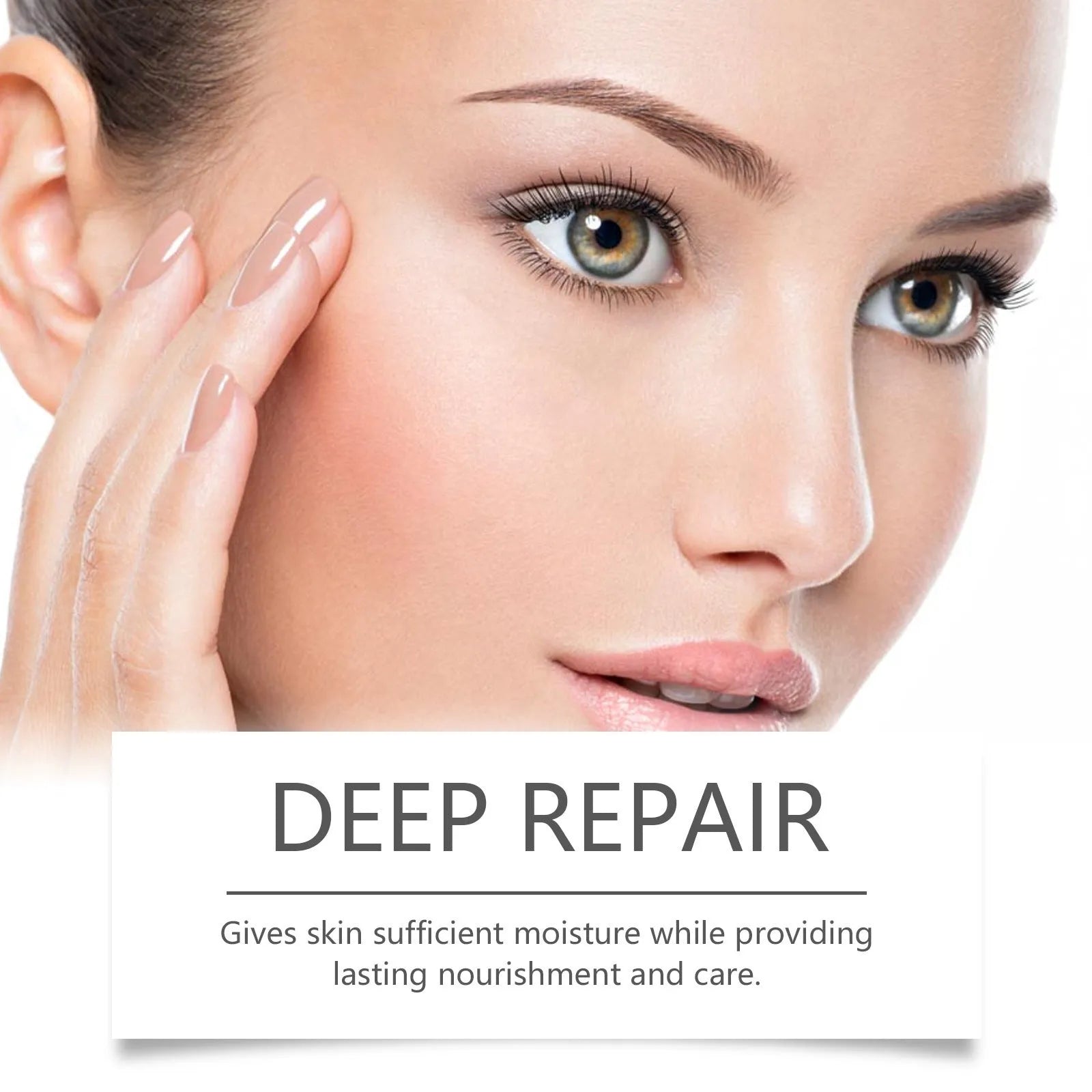Collagen moisturising suit box containing a facial mask and a 30ml bottle of essence.