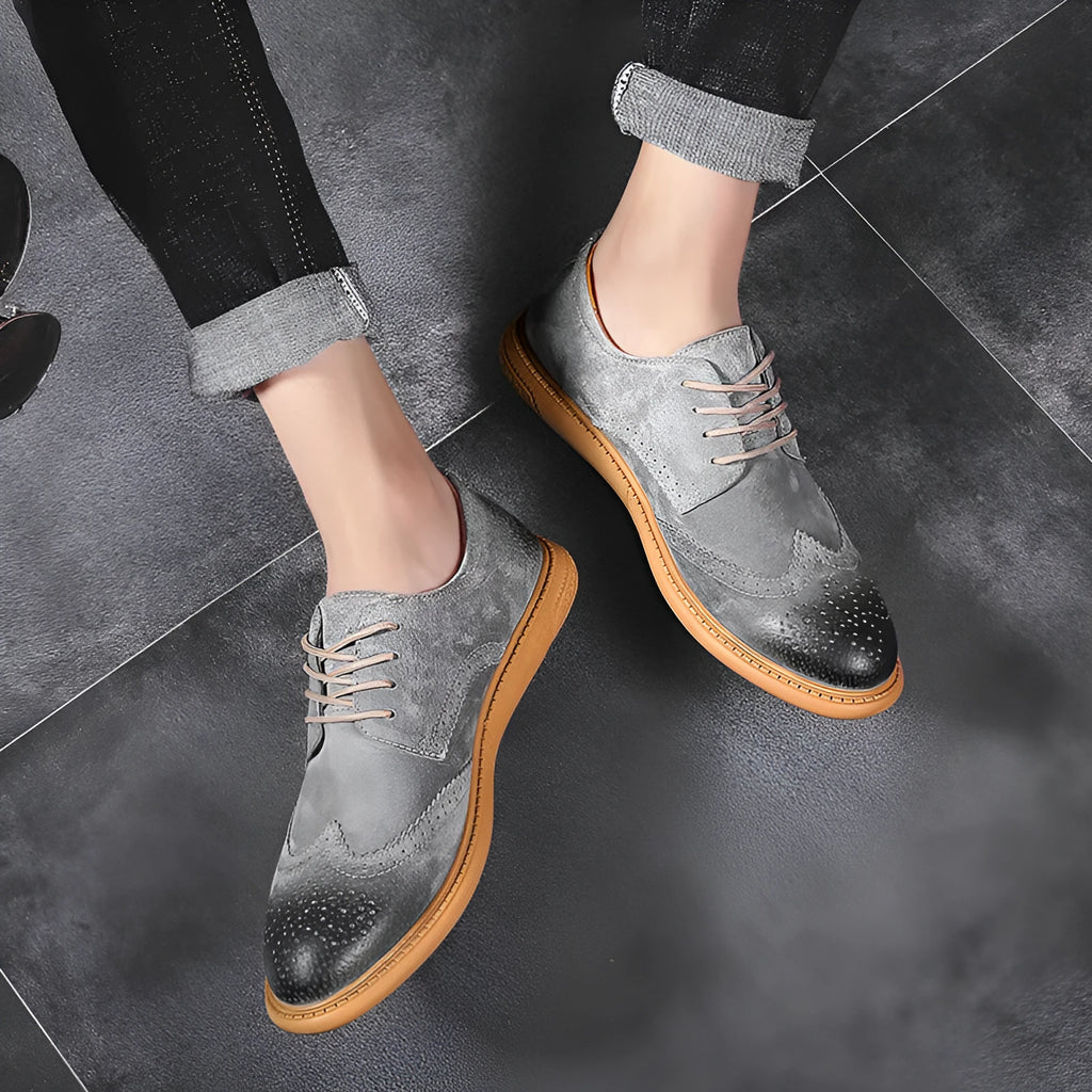 Men's business formal leather lace-up shoes with cowhide construction and rubber soles