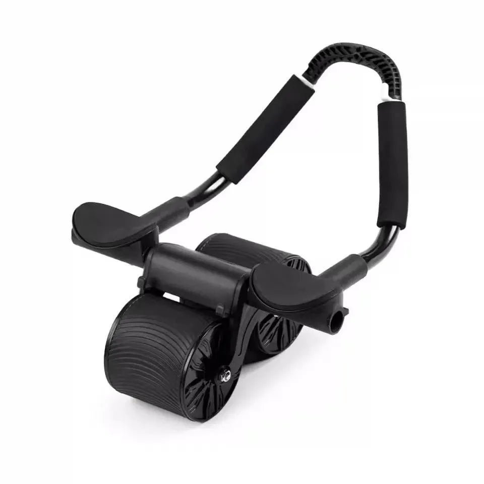 Automatic rebound abdominal wheel and red and black lock edge yoga mat set for core exercises.