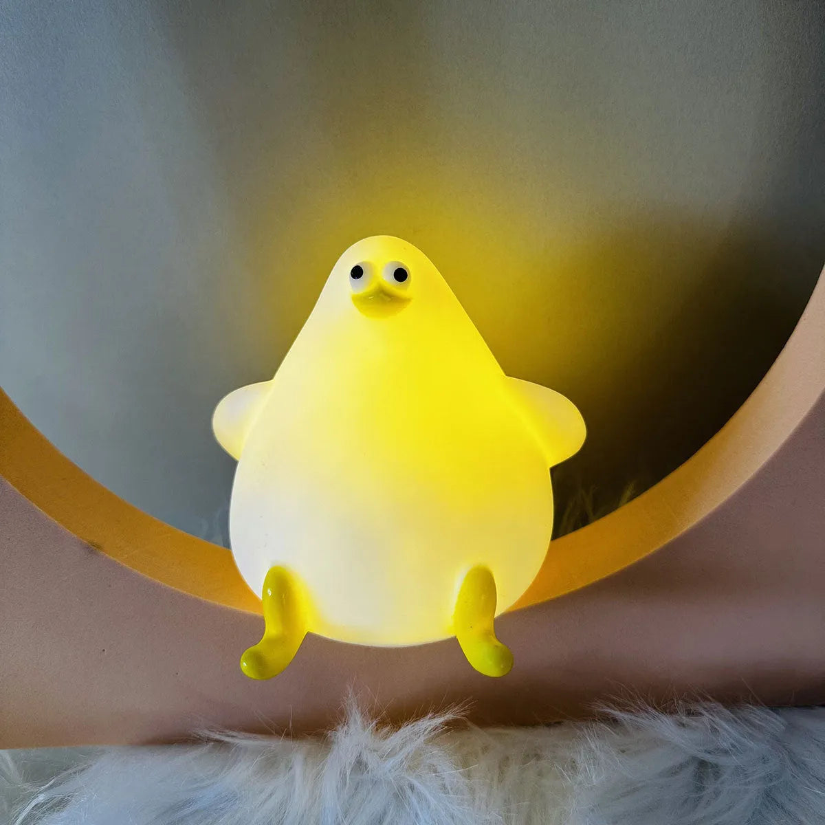 Cartoon silicone seagull night light with USB charging for kids bedside