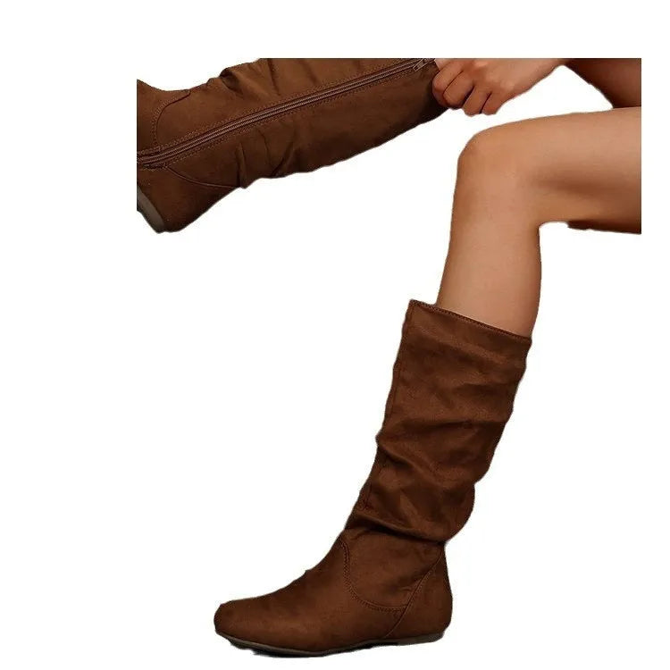 Plus size women's side zipper pleated pile boots in black with PU upper and rubber sole