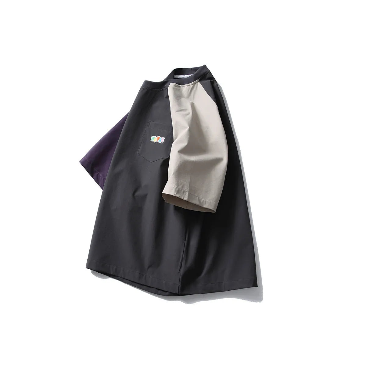 Dark grey men's t-shirt with contrasting raglan sleeves in loose fit casual style