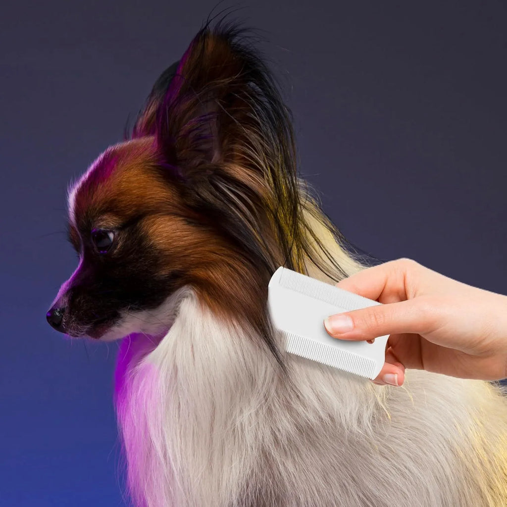 Double-sided pet flea comb with dense teeth measuring 0.85cm by 5cm for cat and dog grooming